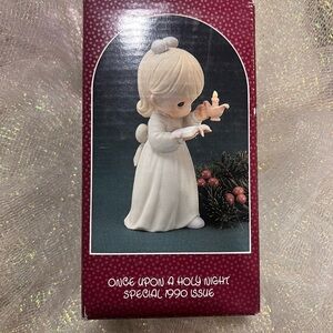 Once Upon A Holy Night Special 1990 Issue- Precious Moments